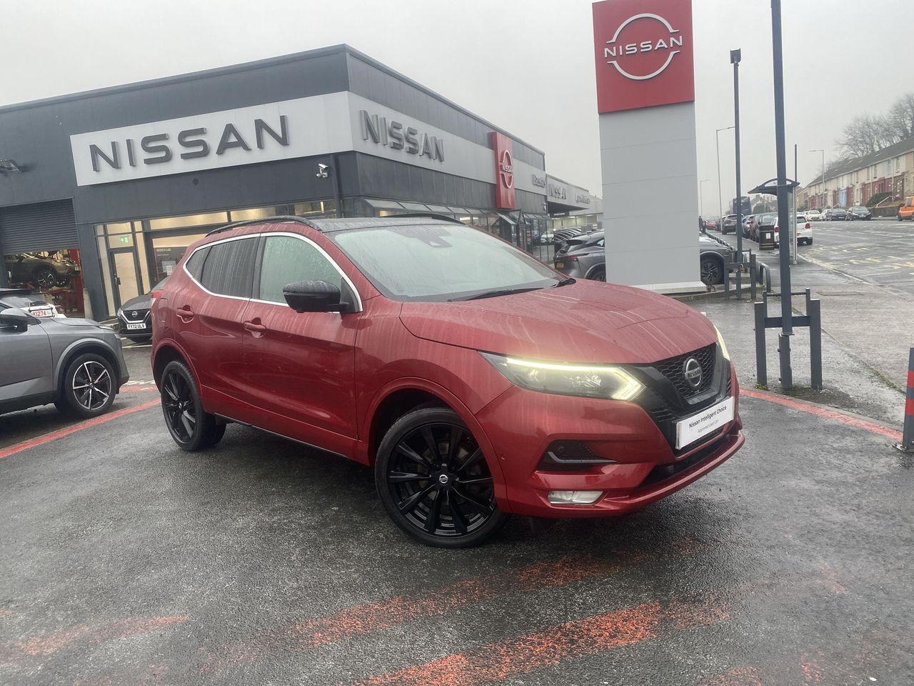 Main listing image - Nissan Qashqai