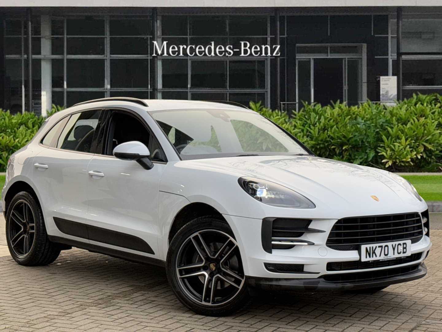 Main listing image - Porsche Macan