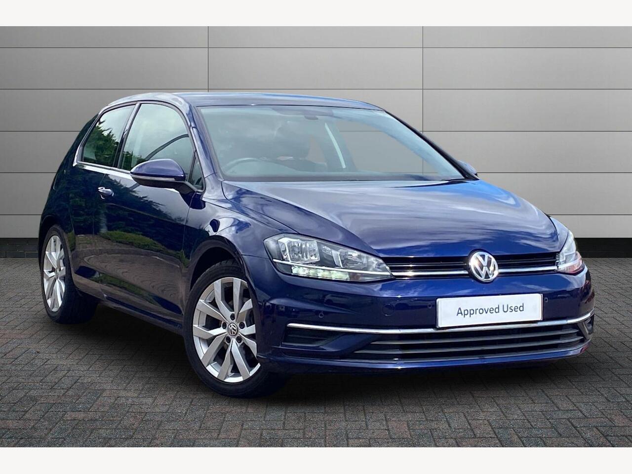 Main listing image - Volkswagen Golf