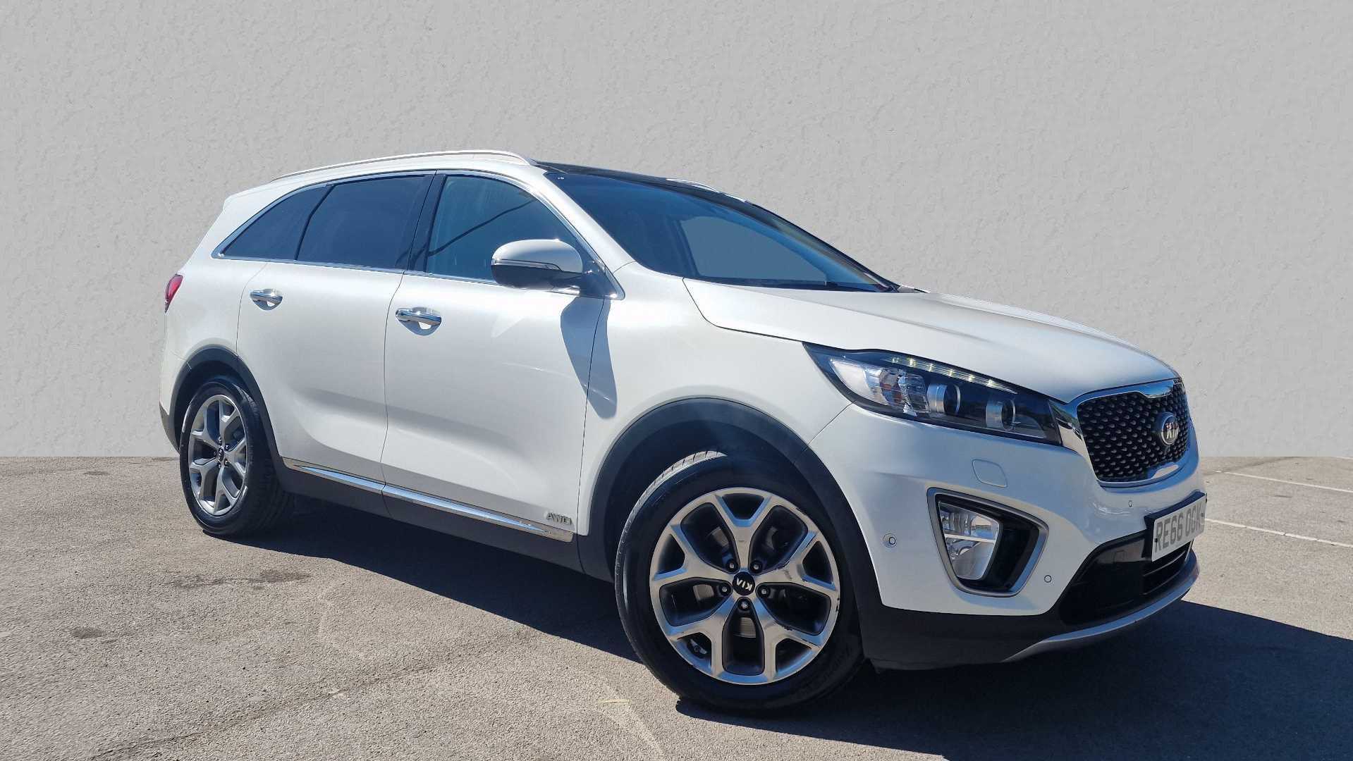 Main listing image - Kia Sorento