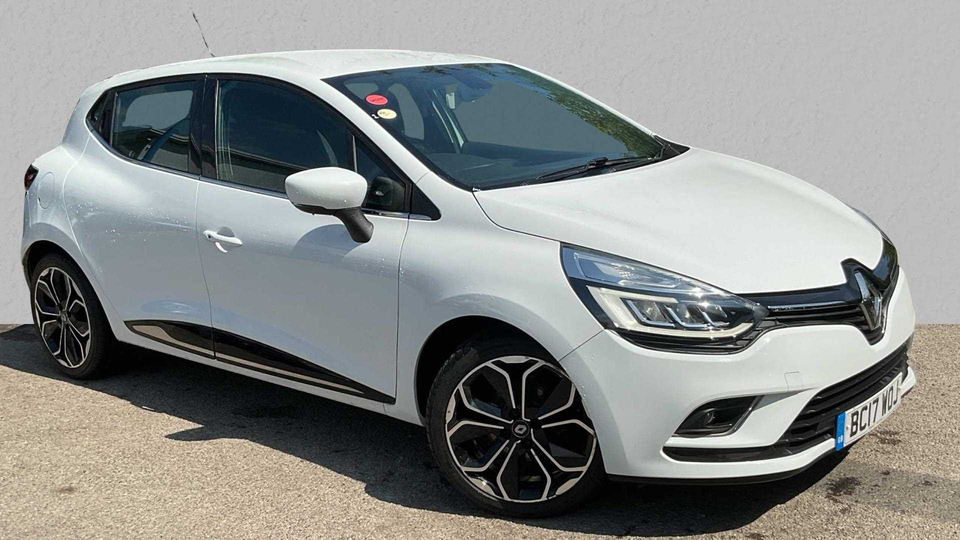 Main listing image - Renault Clio