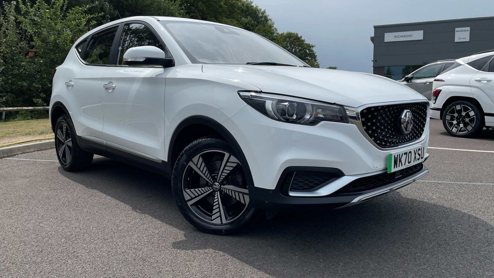Main listing image - MG ZS EV