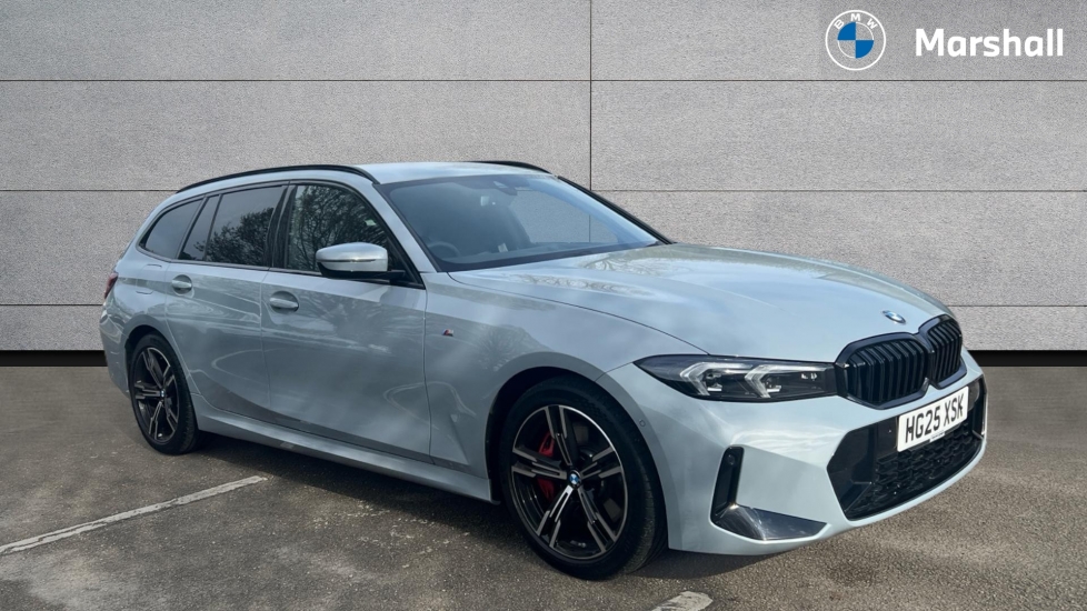 Main listing image - BMW 3 Series Touring