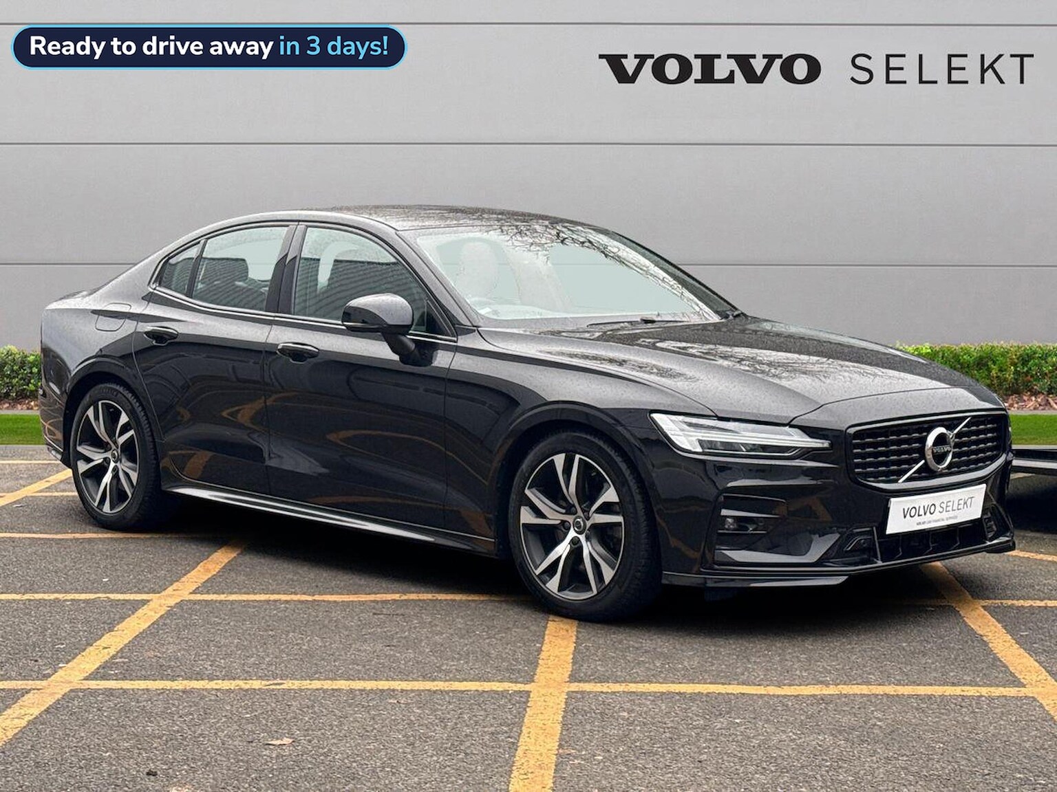 Main listing image - Volvo S60