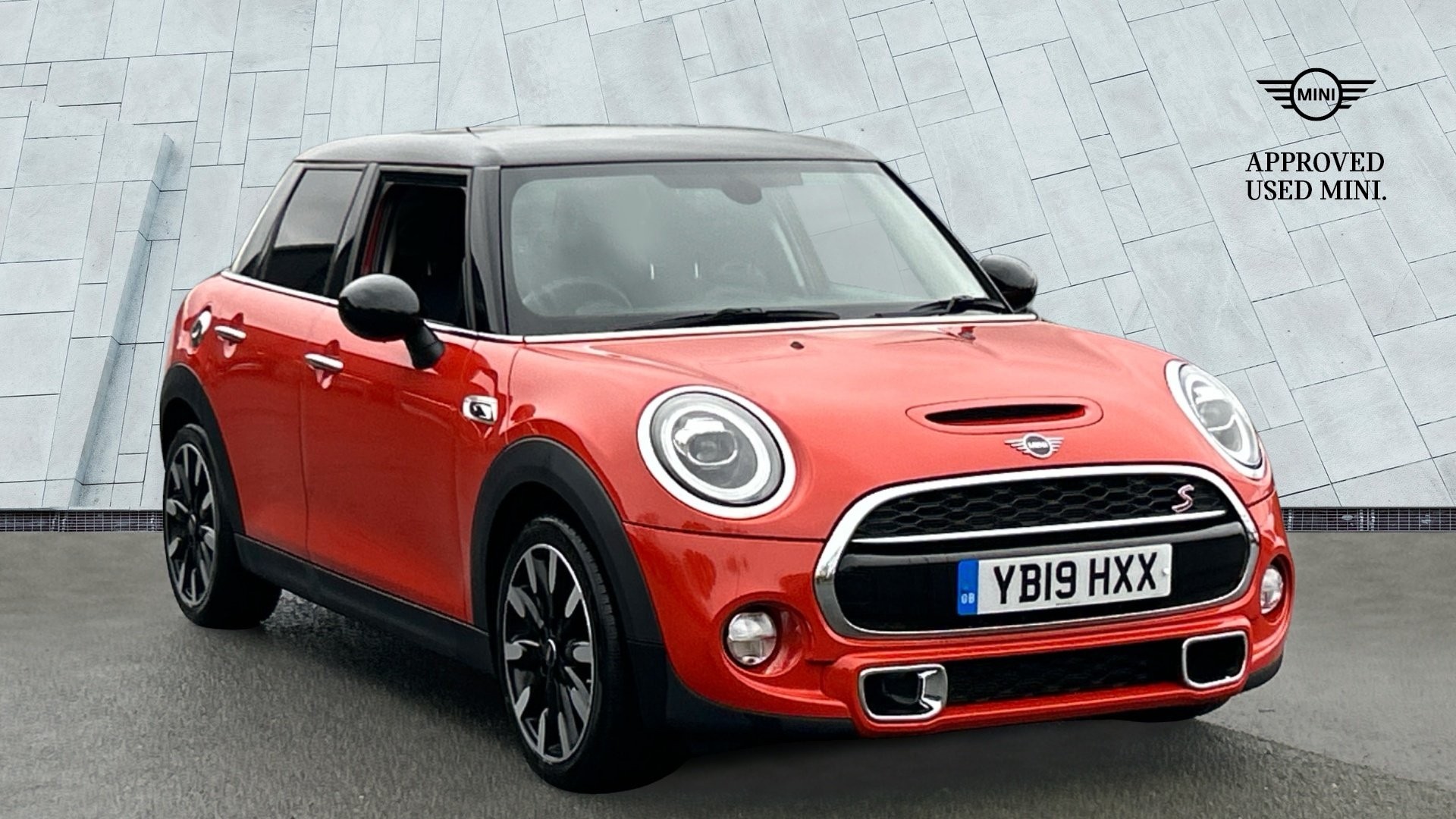 Main listing image - MINI Hatchback