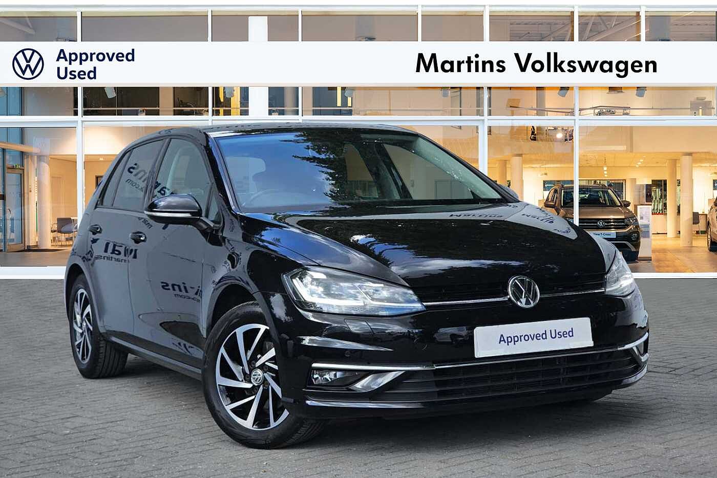 Main listing image - Volkswagen Golf