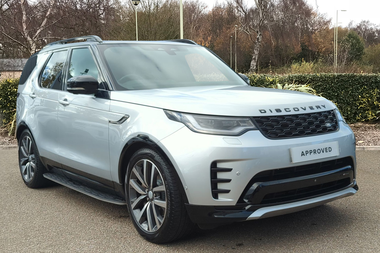 Main listing image - Land Rover Discovery