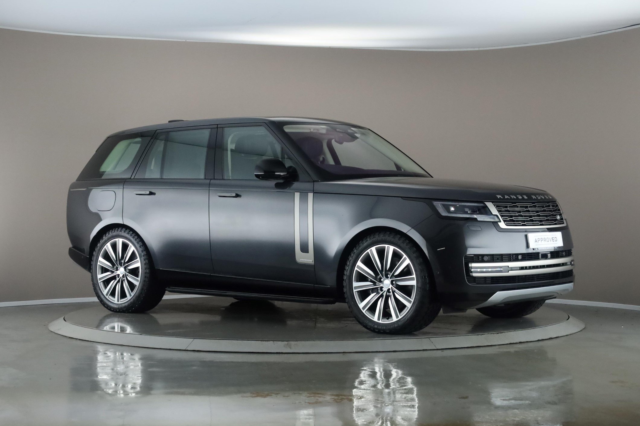 Main listing image - Land Rover Range Rover