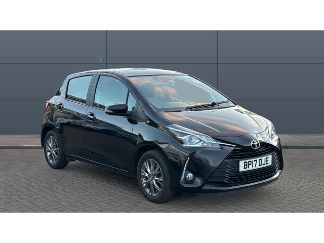 Main listing image - Toyota Yaris