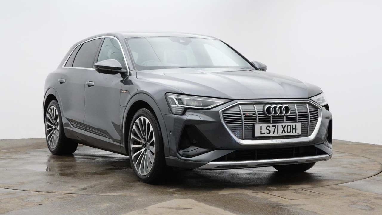 Main listing image - Audi e-tron S