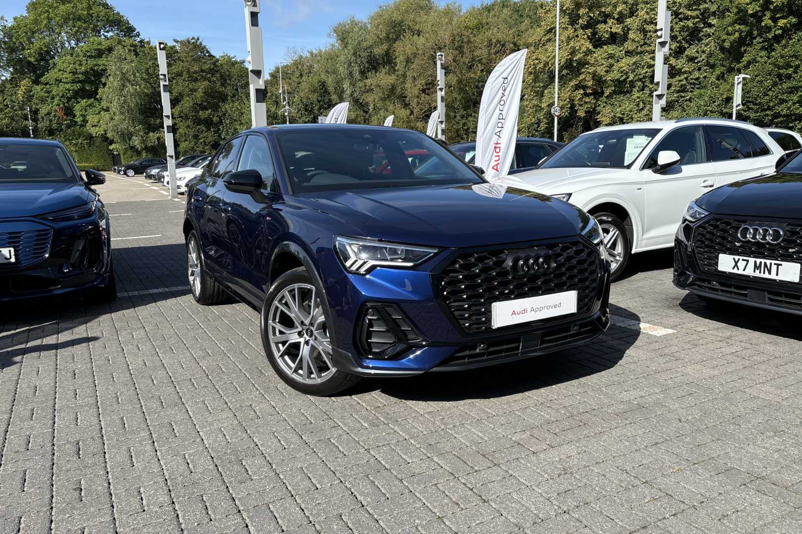 Main listing image - Audi Q3