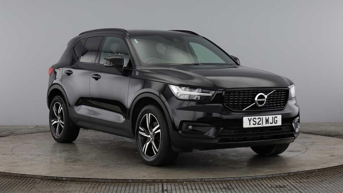 Main listing image - Volvo XC40