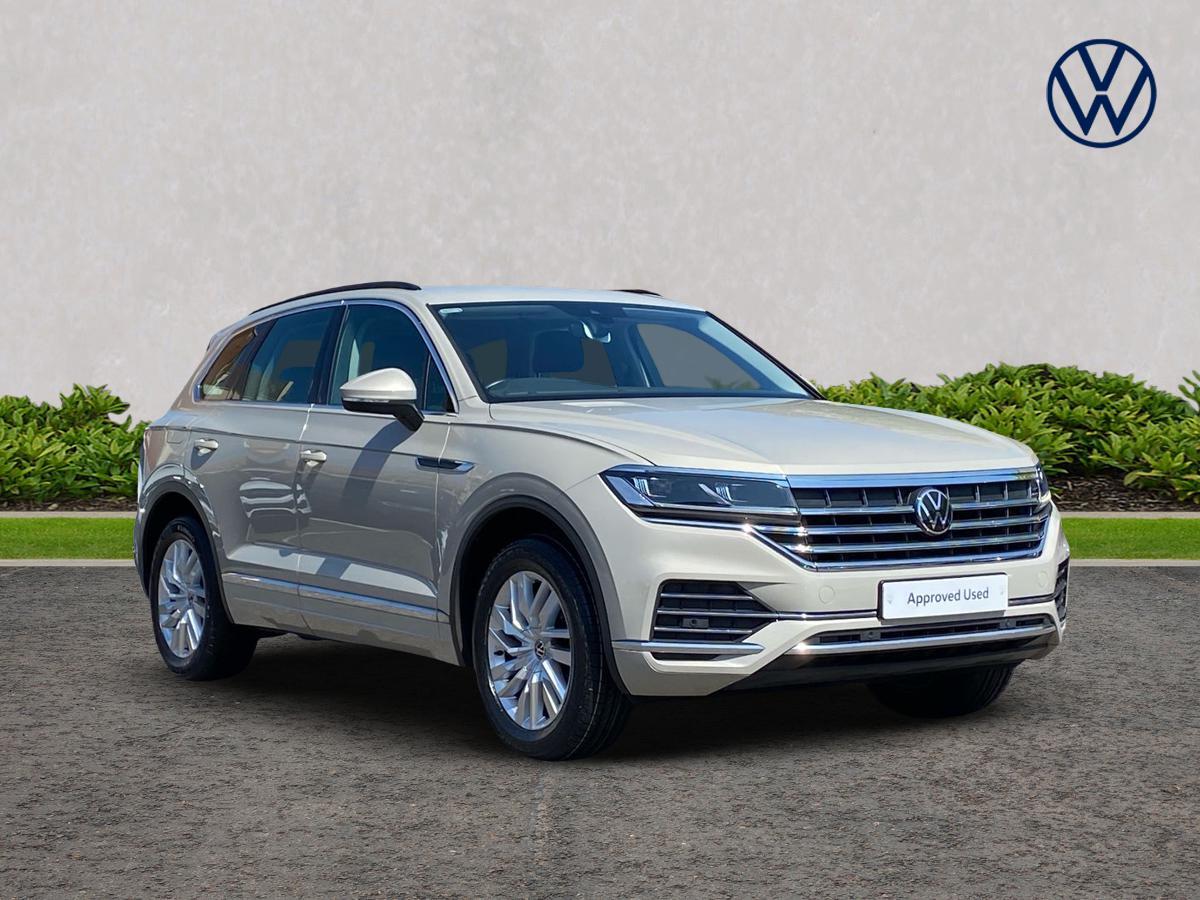 Main listing image - Volkswagen Touareg