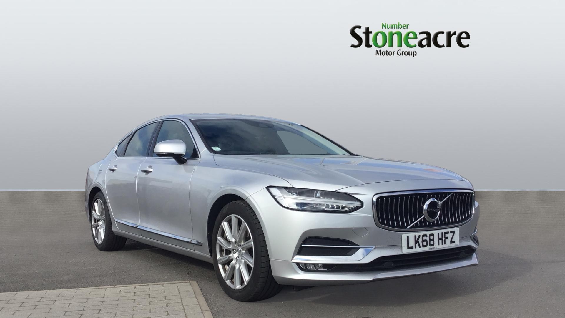 Main listing image - Volvo S90