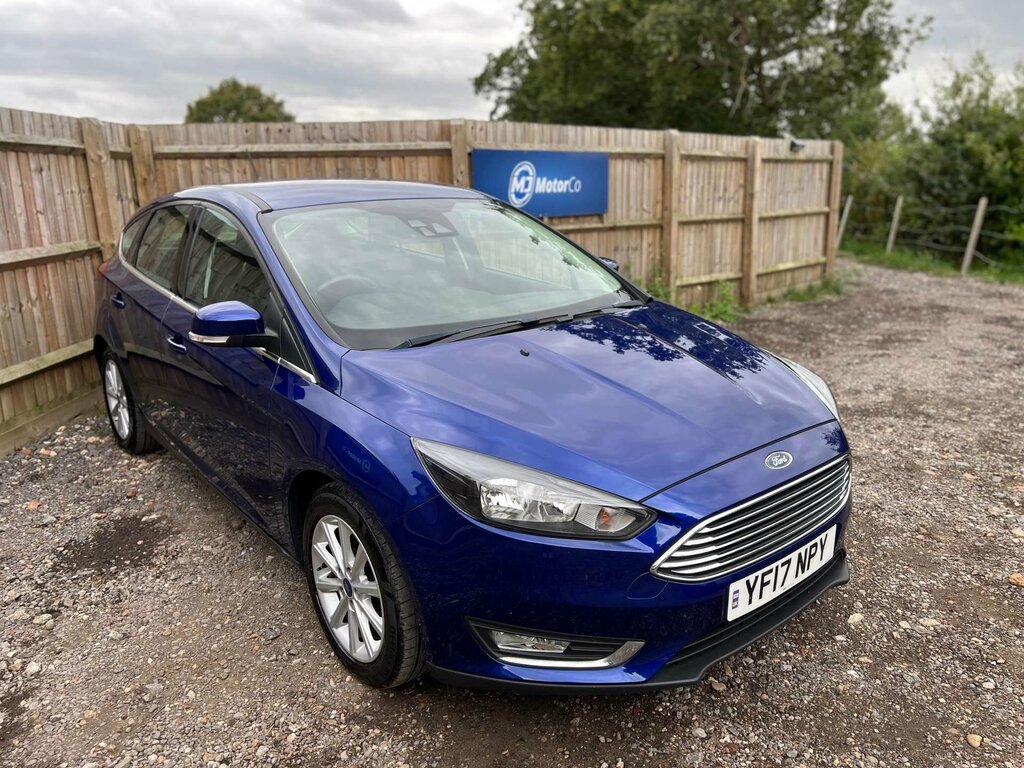 Main listing image - Ford Focus