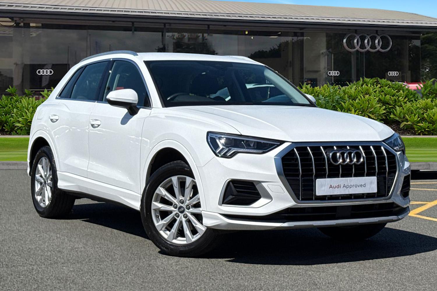Main listing image - Audi Q3
