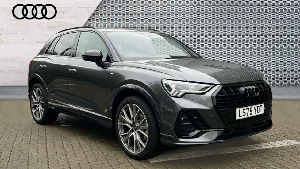 Main listing image - Audi Q3