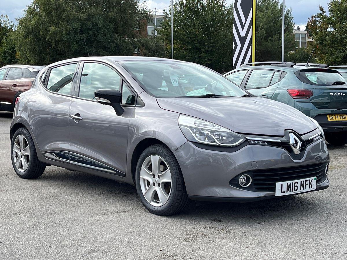 Main listing image - Renault Clio