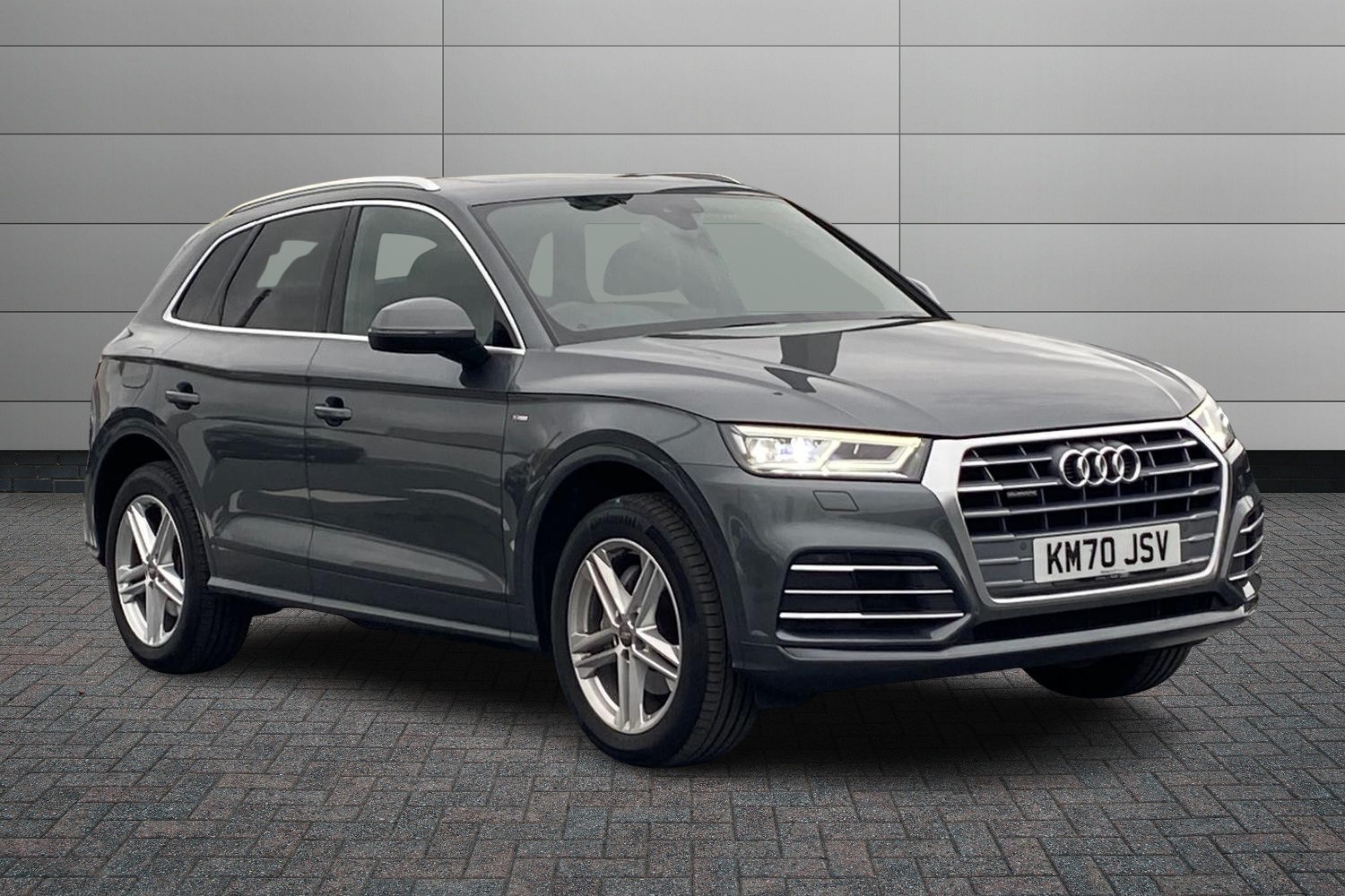 Main listing image - Audi Q5