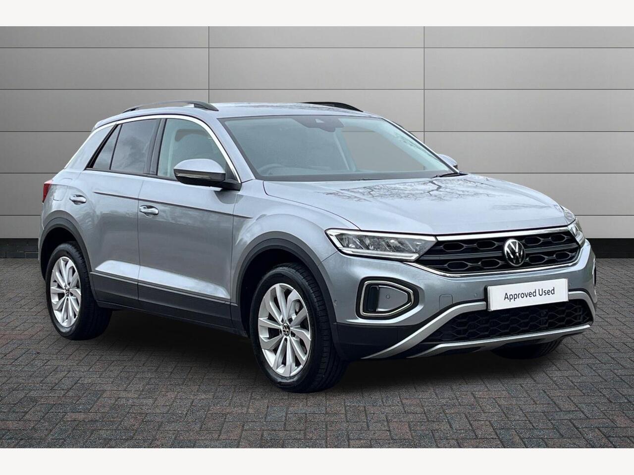 Main listing image - Volkswagen T-Roc