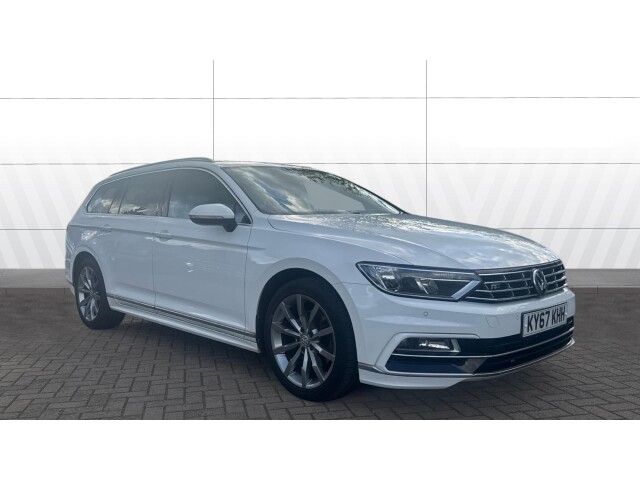 Main listing image - Volkswagen Passat