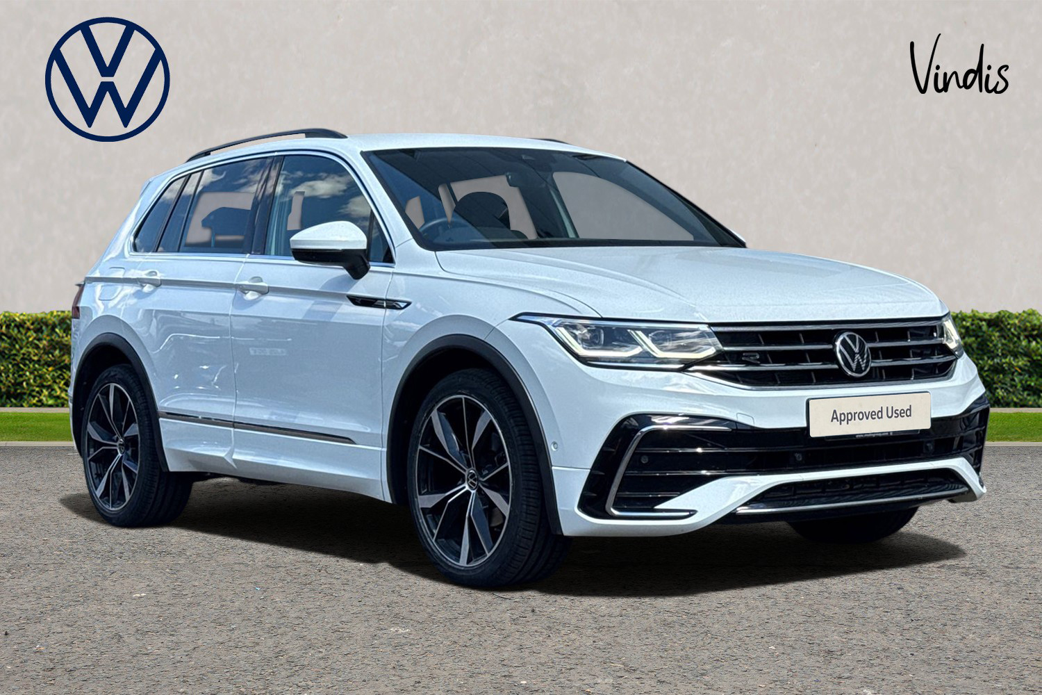 Main listing image - Volkswagen Tiguan