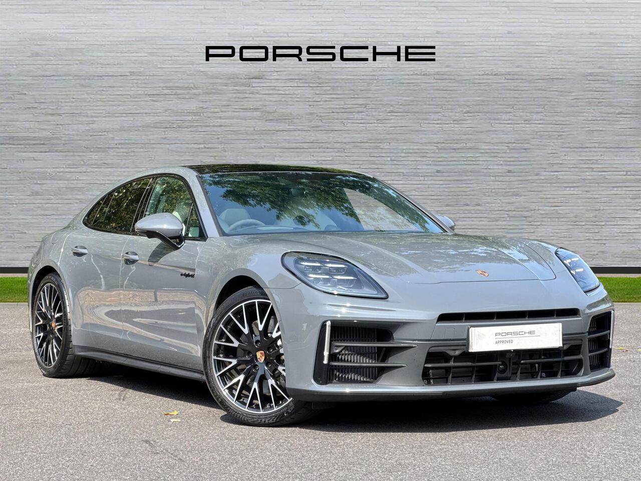 Main listing image - Porsche Panamera