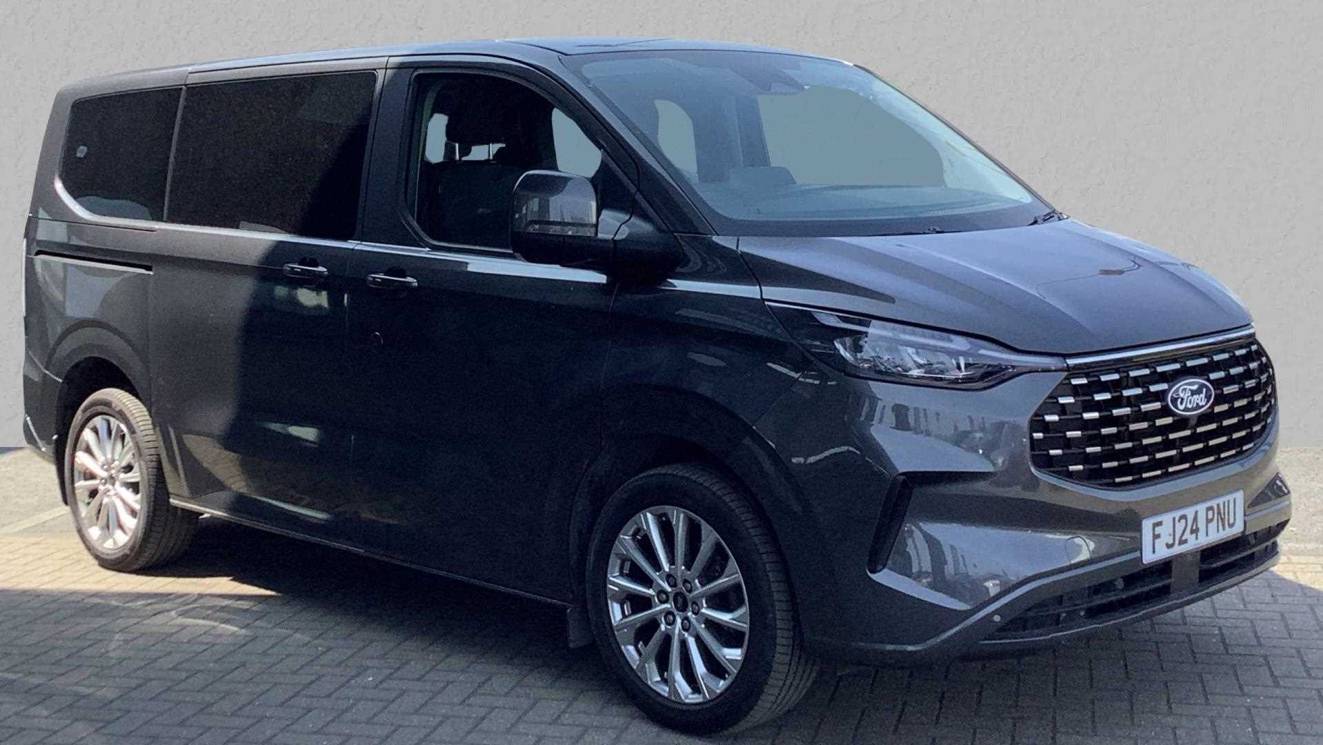 Main listing image - Ford Tourneo Custom