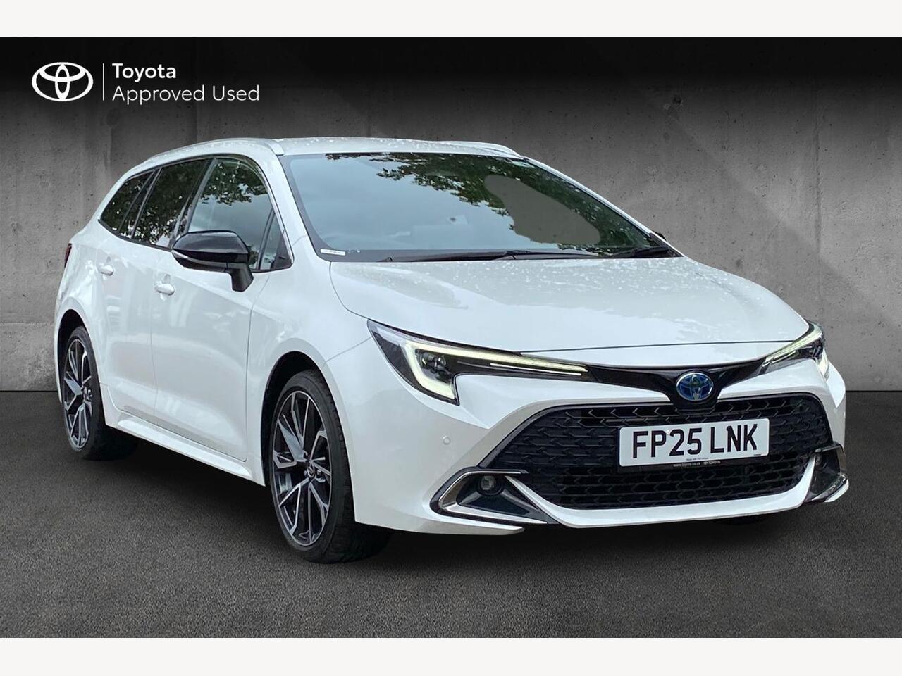 Main listing image - Toyota Corolla