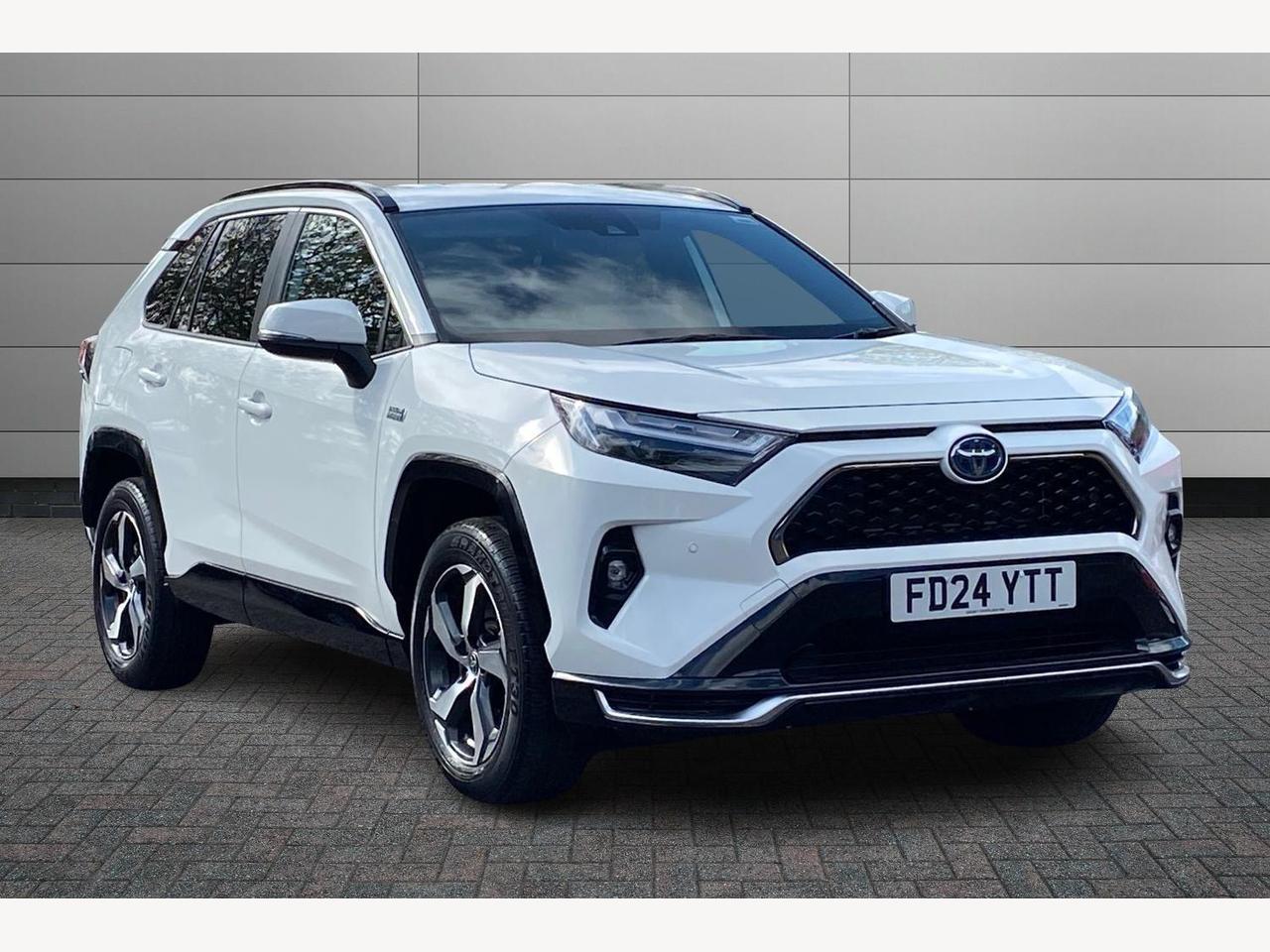 Main listing image - Toyota RAV4