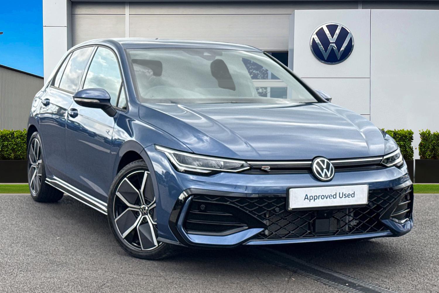 Main listing image - Volkswagen Golf