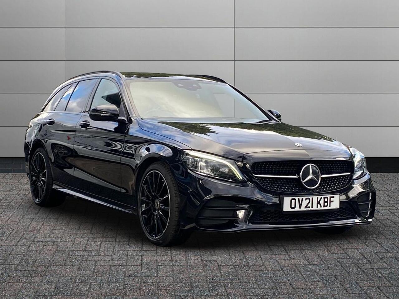 Main listing image - Mercedes-Benz C-Class Estate