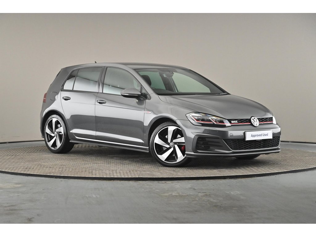 Main listing image - Volkswagen Golf
