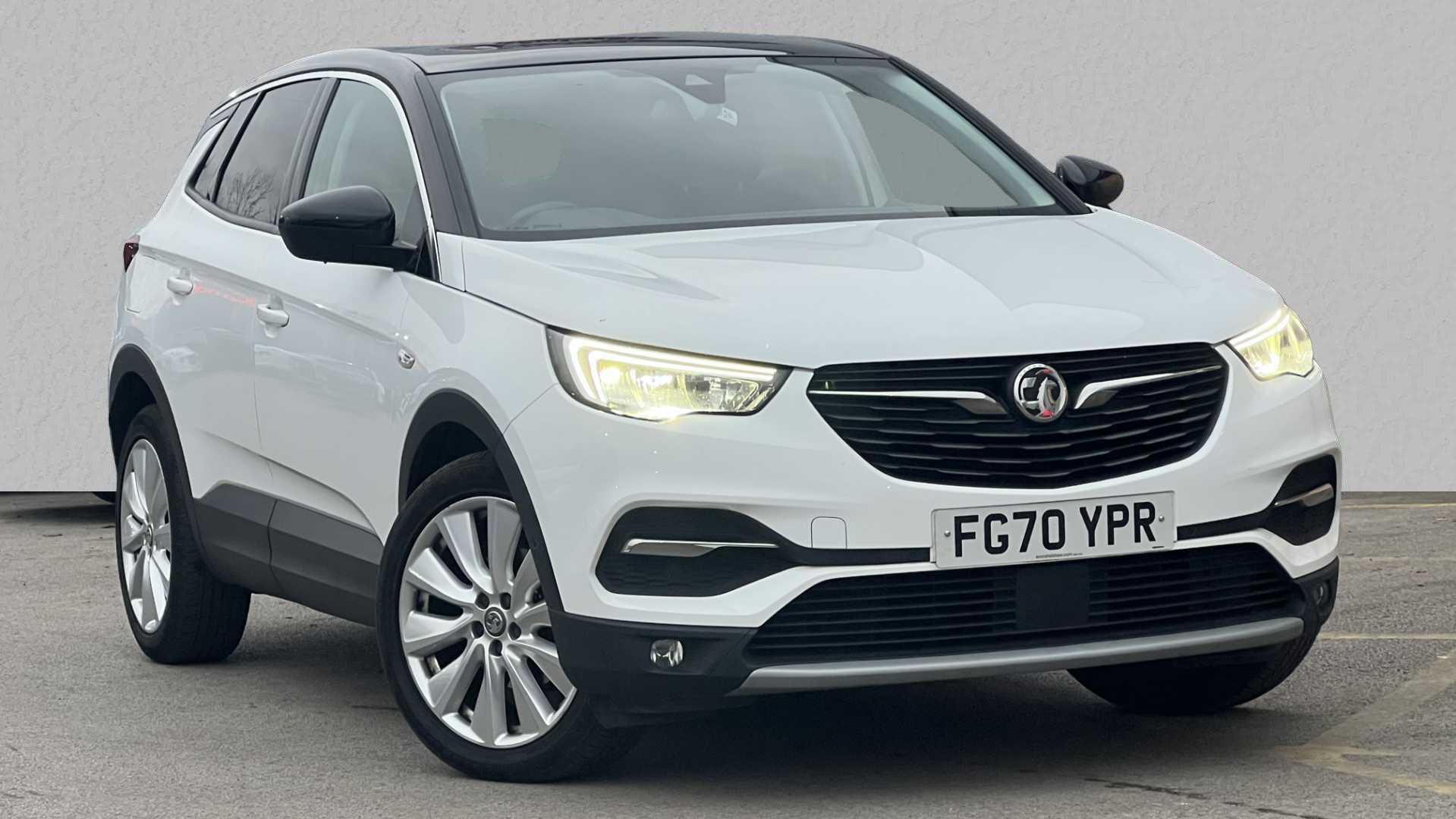 Main listing image - Vauxhall Grandland X