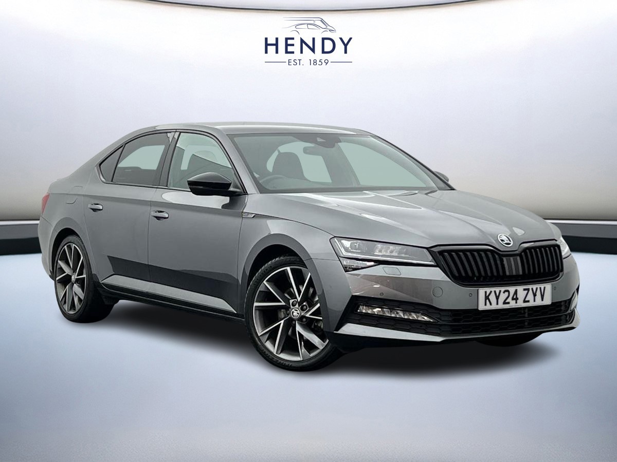 Main listing image - Skoda Superb