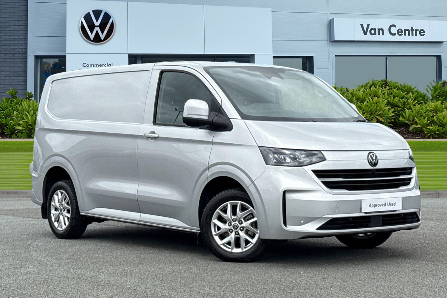 Main listing image - Volkswagen Transporter