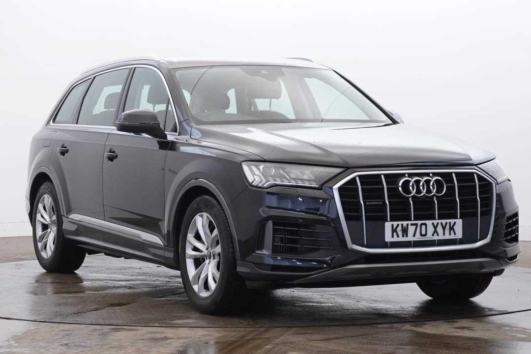 Main listing image - Audi Q7