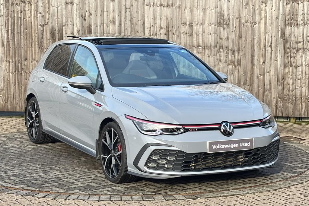 Main listing image - Volkswagen Golf GTI