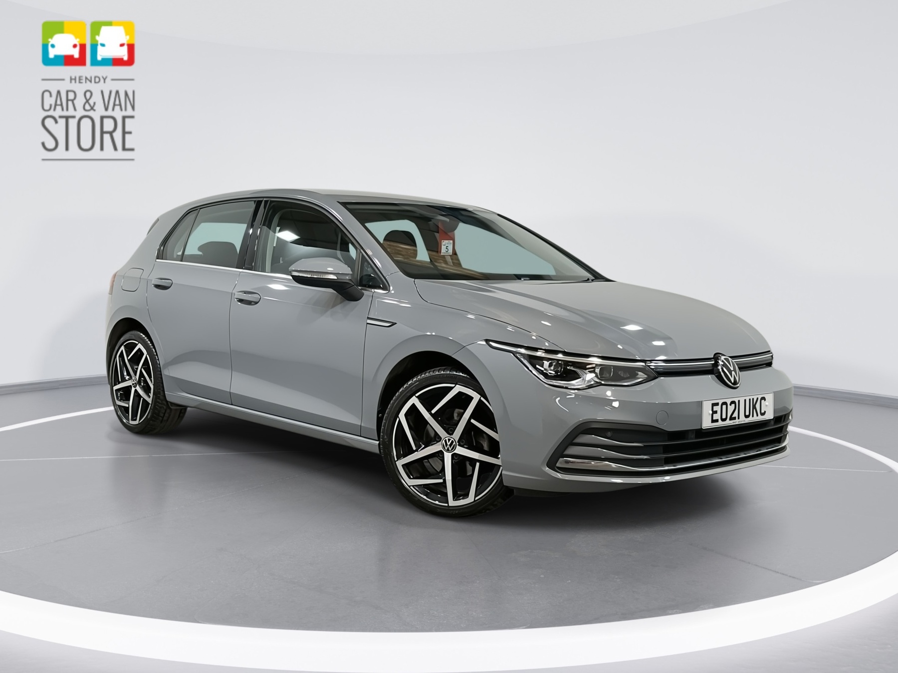 Main listing image - Volkswagen Golf