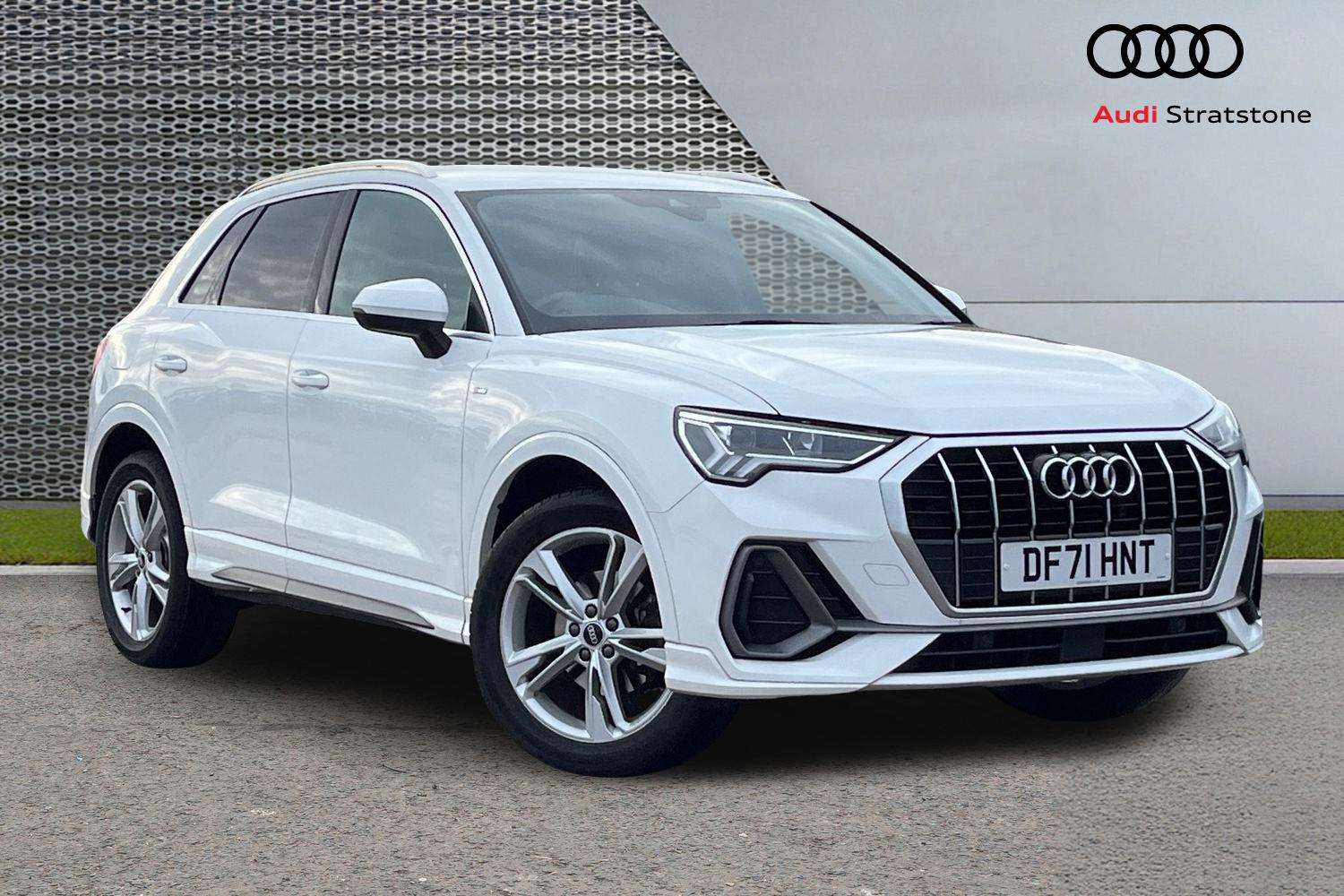 Main listing image - Audi Q3