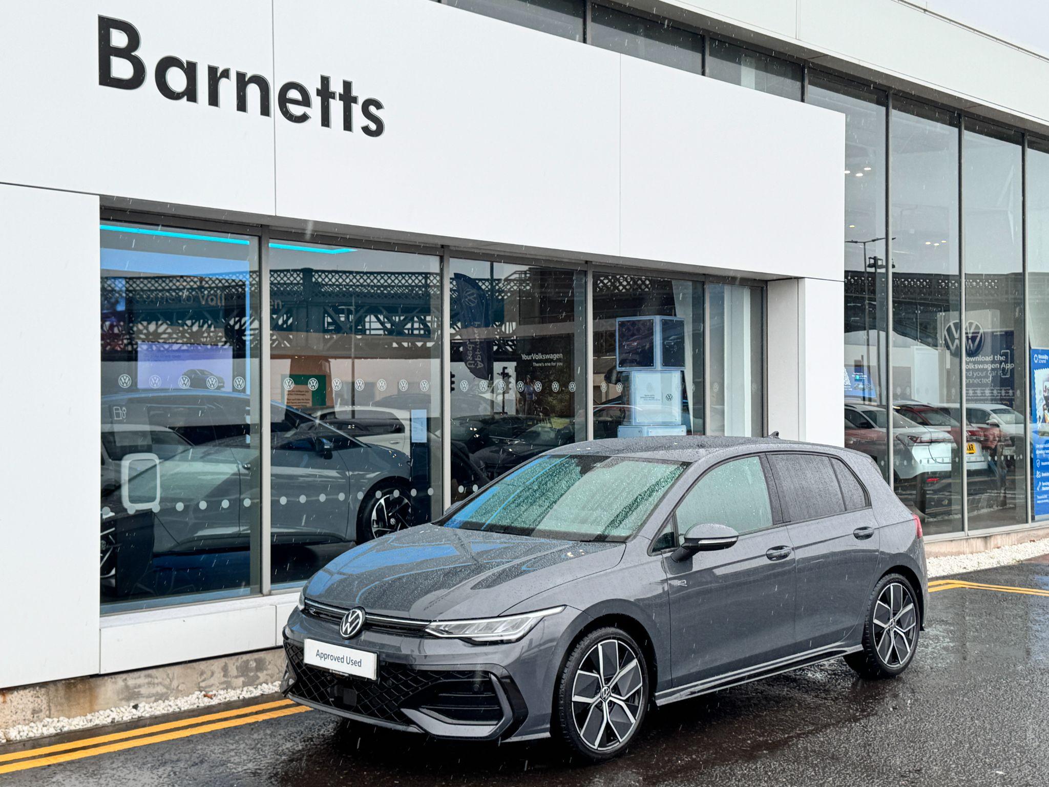 Main listing image - Volkswagen Golf