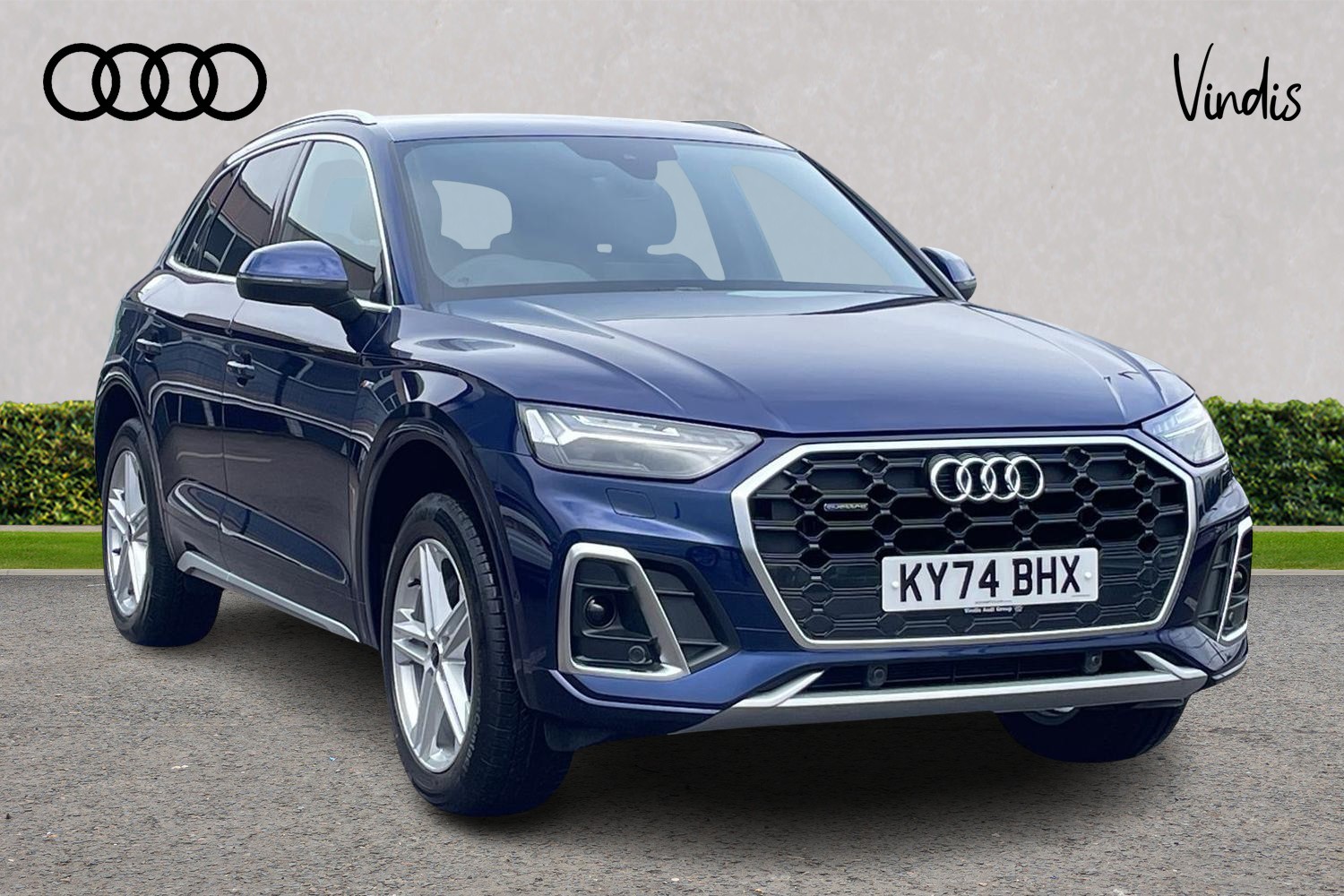 Main listing image - Audi Q5