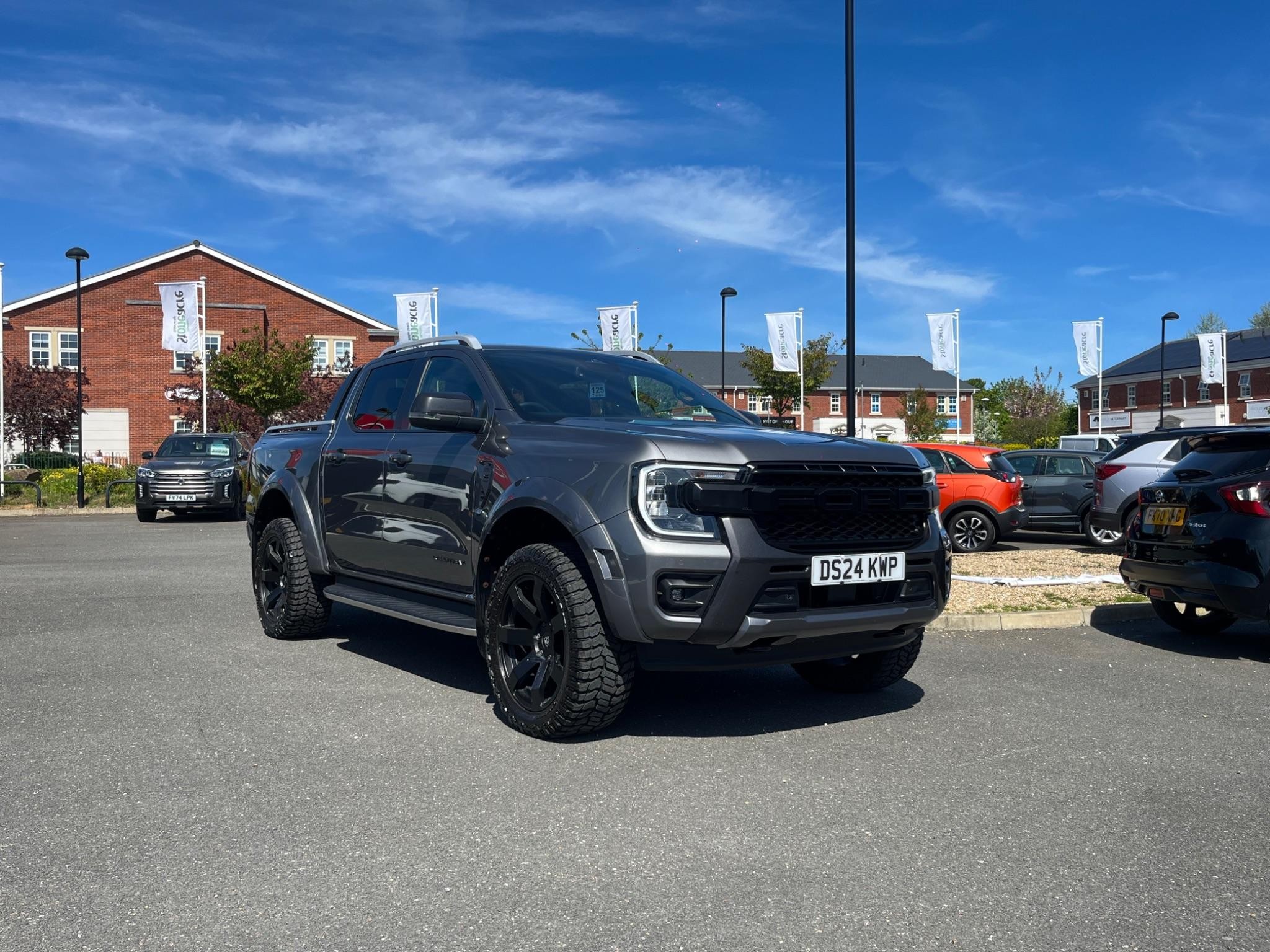 Main listing image - Ford Ranger
