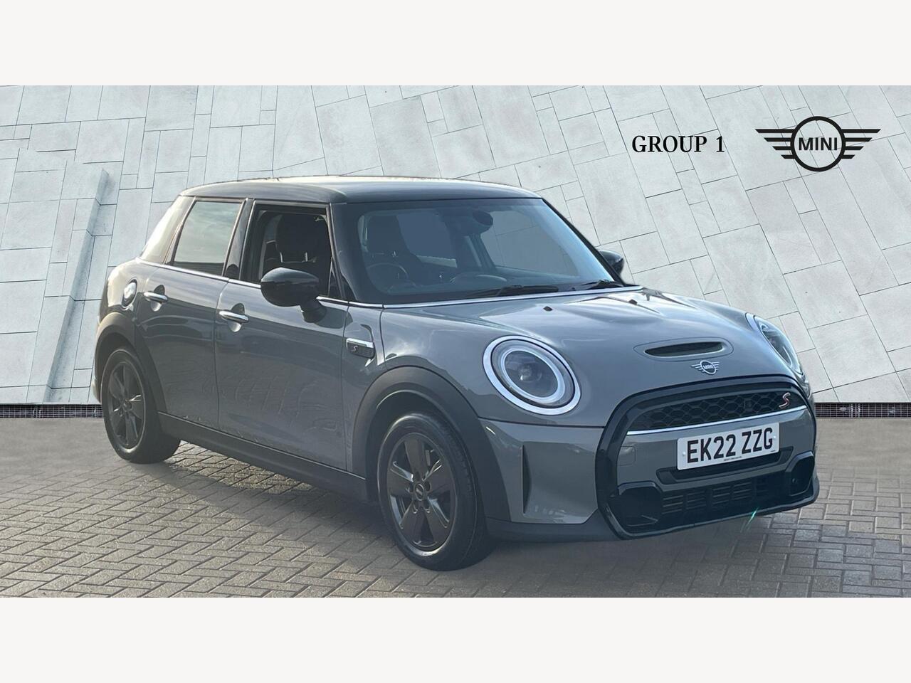 Main listing image - MINI Hatchback 5dr