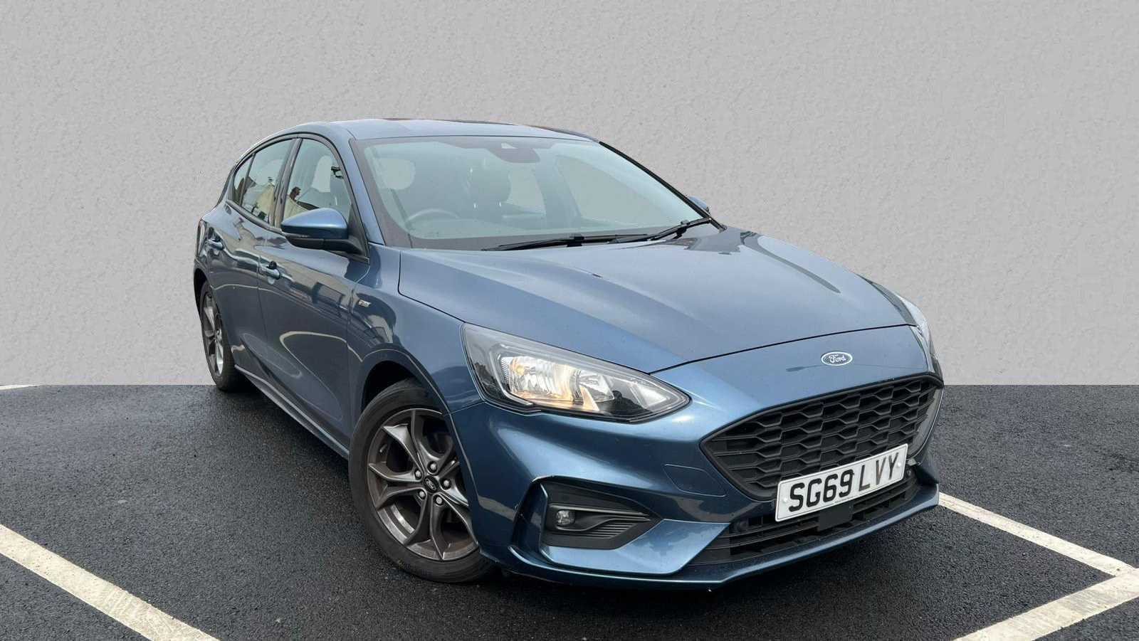 Main listing image - Ford Focus