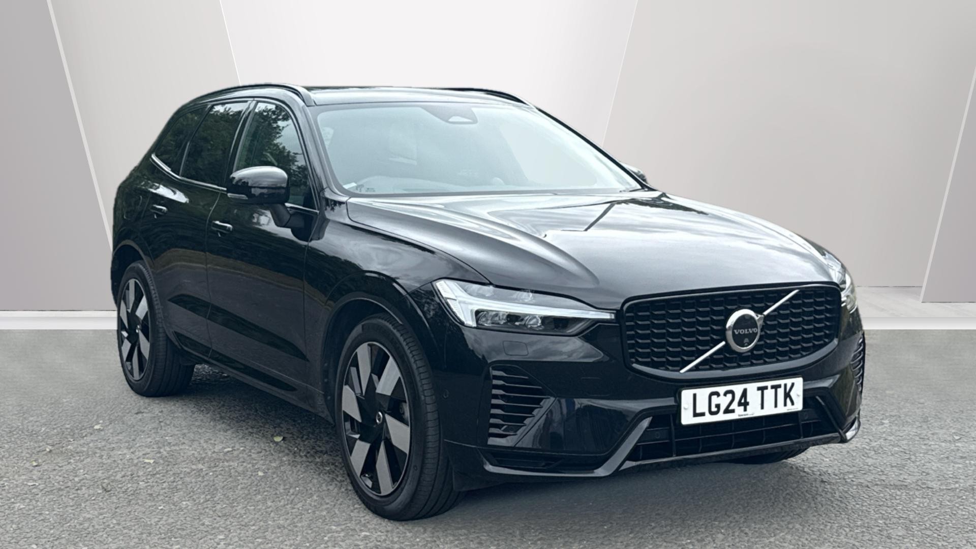 Main listing image - Volvo XC60