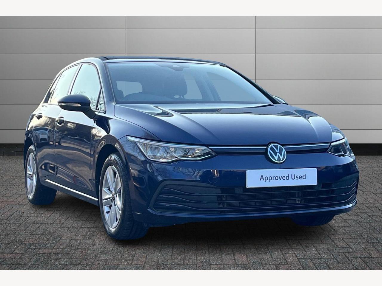 Main listing image - Volkswagen Golf