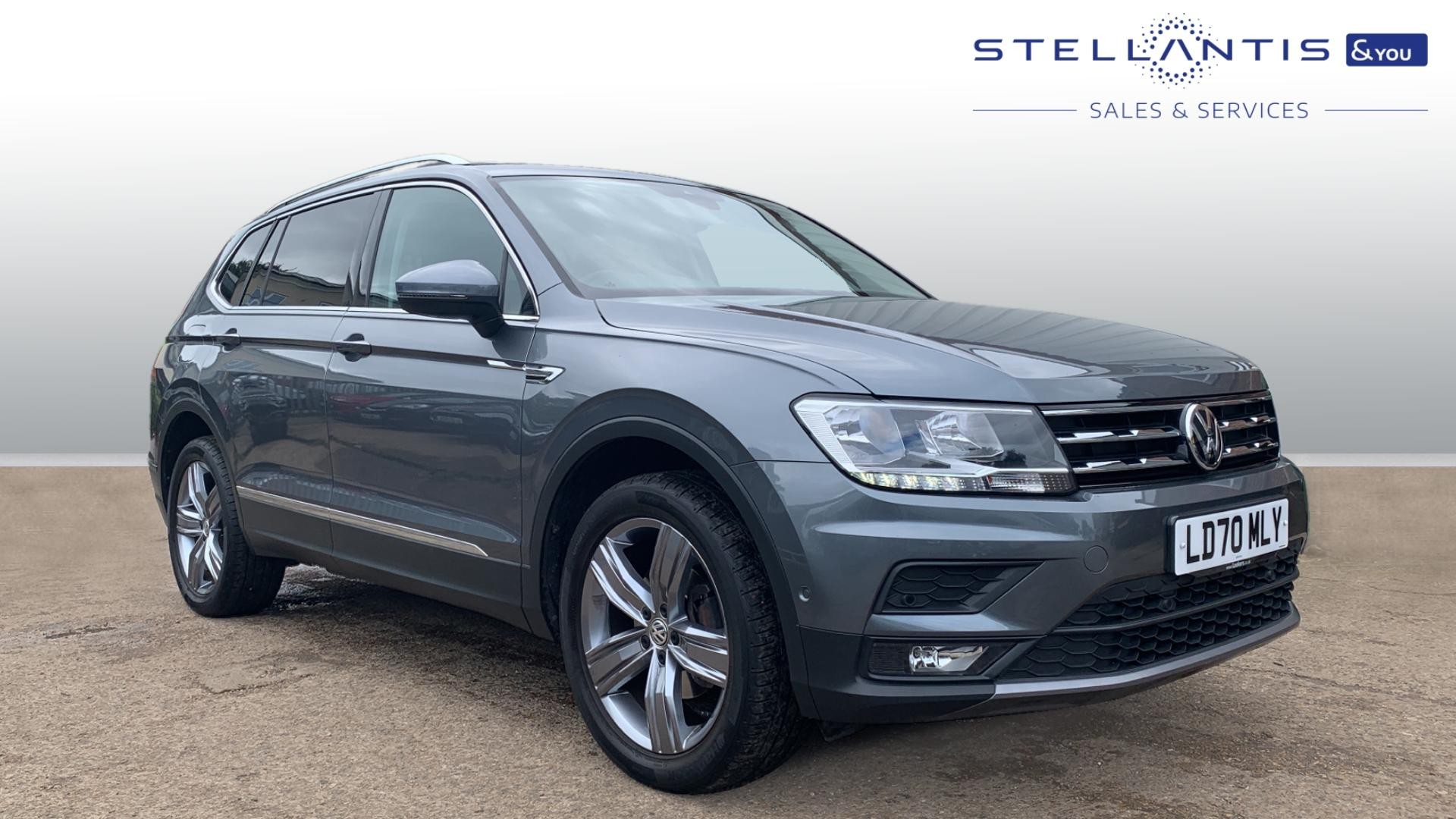 Main listing image - Volkswagen Tiguan Allspace