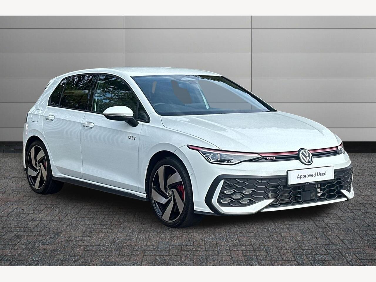 Main listing image - Volkswagen Golf