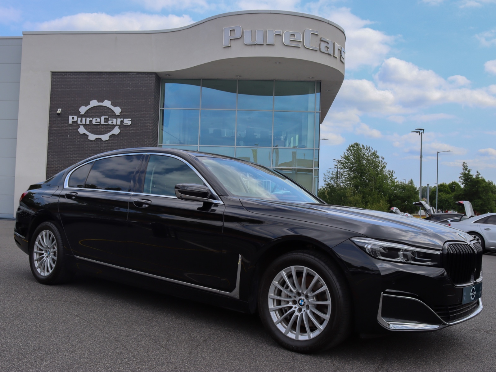 Main listing image - BMW 7 Series